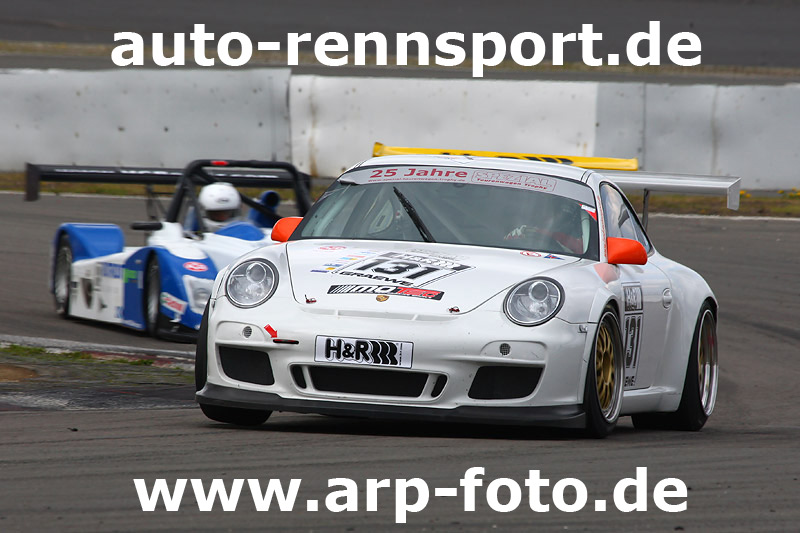 Porsche 911 Rennwagen mit Reifenwärmer vor dem Start, Europa, STT, Special  Touring Car Trophy, Heizdecke für Reifen, Rennreifen Stockfotografie - Alamy