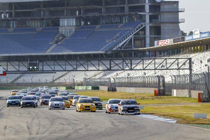 Start DMV BMW 318ti Cup