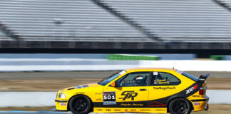 Doppelter Podiumserfolg für Smyrlis Racing im DMV BMW 318ti Cup