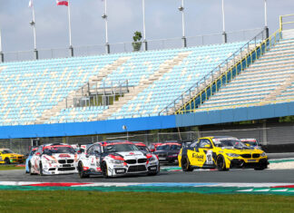 Van den Munckhof und Poland teilen sich die Siege