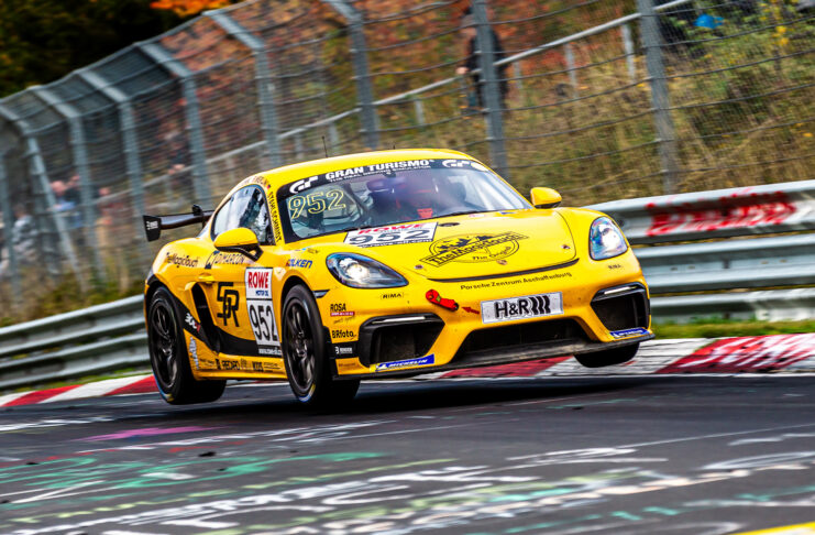 Zwei Podiumsplätze für Smyrlis Racing in der Nürburgring Langstrecken-Serie