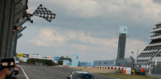 mathilda racing – Team LAVO Carwash gewinnt spannenden Langstrecken-Krimi am Nürburgring in der letzten Minute