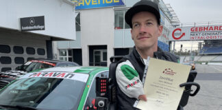 JANIS McDAVID: Ohne Arme, ohne Beine – mit Space Drive zur Rennlizenz