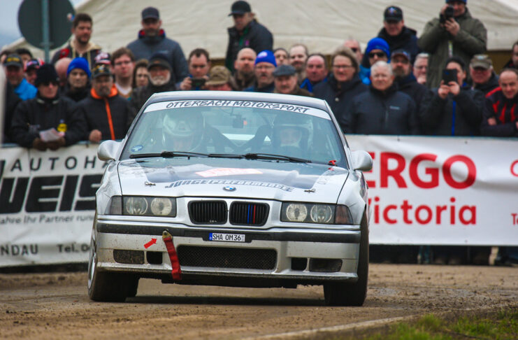 120 Fahrzeuge bei der Rallye Nordbaden