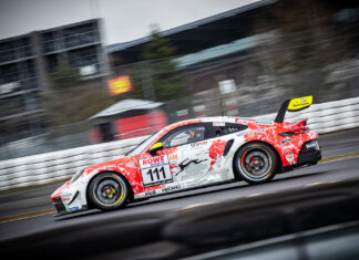 Erster Saisonsieg für Frikadelli Racing auf der Nürburgring Nordschleife