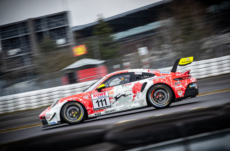 Erster Saisonsieg für Frikadelli Racing auf der Nürburgring Nordschleife