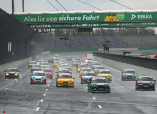 DMV BMW 318ti Cup zurück aus der Sommerpause