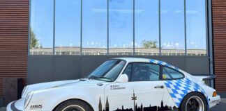 Walter Röhrl und Christian Geistdörfer testen E-Fuels im historischen Porsche