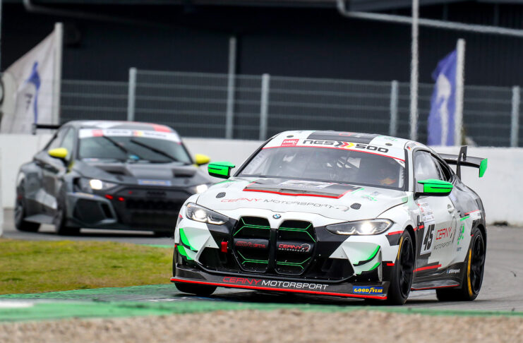 Auftaktsieg für BMW Trio