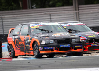 Peter Elkmann gelingt erster Gesamtsieg im DMV BMW 318ti Cup