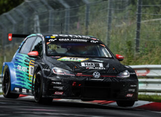 Klassensieg für Max Kruse Racing