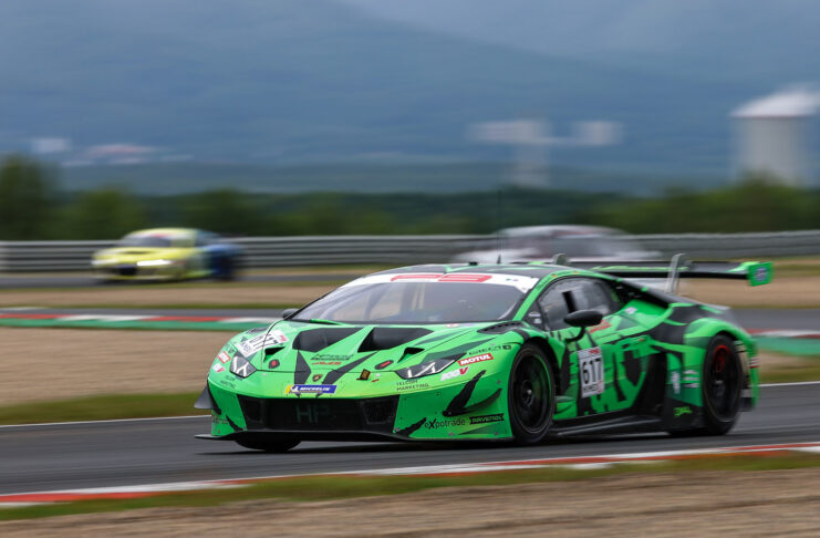 Jannik Julius-Bernhart feiert ersten GT3 Sieg