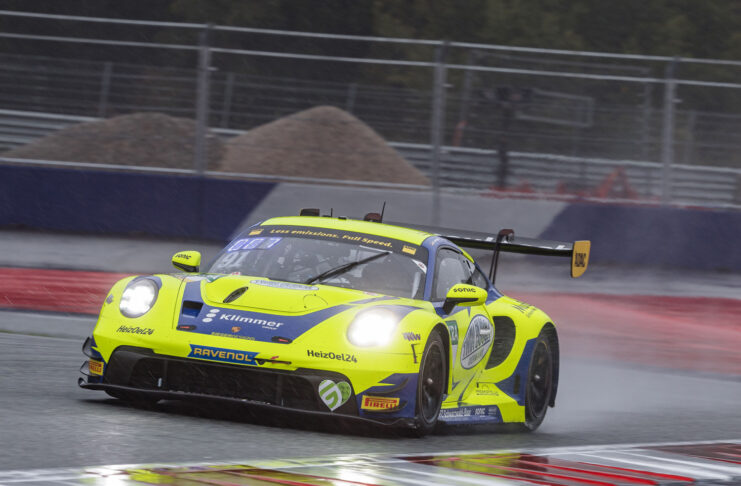 Top Ten Ergebnis bei turbulentem Wochenende in Spielberg