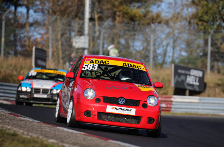 Autohaus Vogt gewinnt Klassenwertung in der Rundstrecken-Challenge Nürburgring