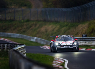 Saisonfinale mit Sieg: Tim Scheerbarth holt Klassensieg bei NLS6