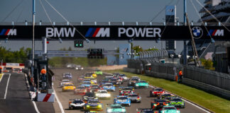 Manthey EMA siegt nach vier Stunden packendem Racing in der Grünen Hölle