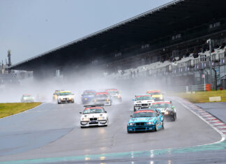 Jörg Bernhard trumpf im Eifel-Regen auf
