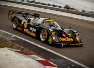 Frikadelli Racing gewinnt mit dem Porsche 962 bei den Nürburgring Classics