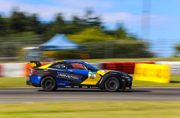 FK Performance Motorsport mit ADAC GT4 Germany-Debütsieg am Nürburgring