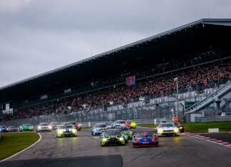 Max Verstappen und Chris Lulham schreiben bei NLS9 Geschichte