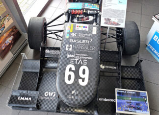 Emma – das autonom fahrende E-Rennfahrzeug feiert Premiere in Altlussheim