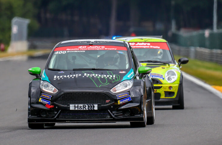 Nachwuchsförderung im Motorsport: STT und H&R Spezialfedern rufen „Driving Academy“ ins Leben