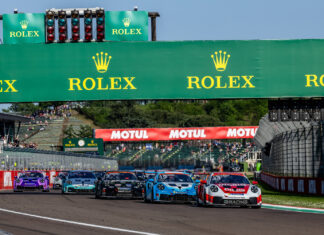 Theo Oeverhaus gewinnt erstes Rennen beim Saisonauftakt in Imola