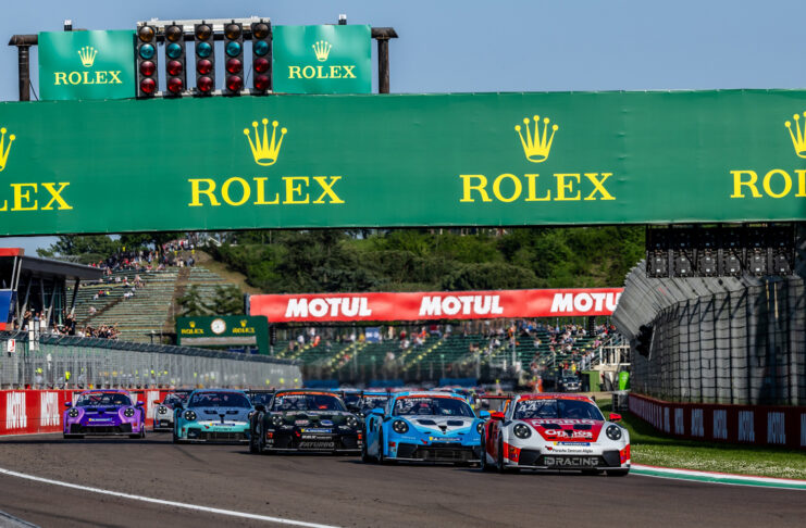 Theo Oeverhaus gewinnt erstes Rennen beim Saisonauftakt in Imola