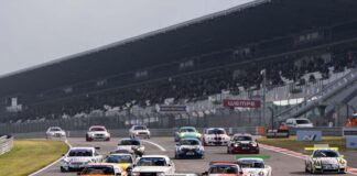 Tourenwagen Legenden begeistern Fans