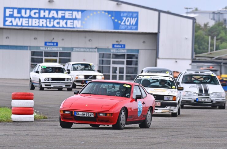 Historisches Flugplatzrennen Zweibrücken: Über 200 Teilnehmer aus fünf Ländern